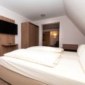 512 Schlafzimmer
